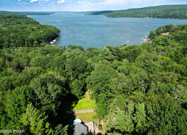Property at 10 Little Cove Rd, Lake Ariel, PA 18436, 1 bed, 1 bath