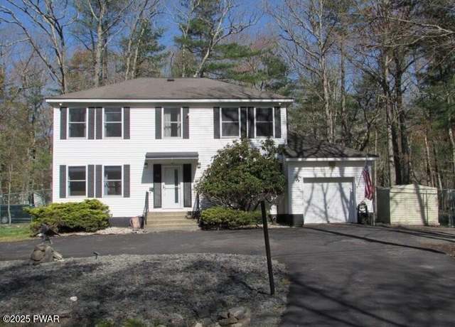 Property at 102 Yvonne Ct, Dingmans Ferry, PA 18328, 4 beds, 2.5 baths