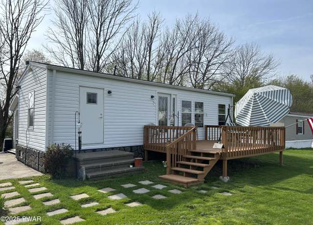 Property at 123 Buckingham Hts, Moscow, PA 18444, 1 bed, 1 bath