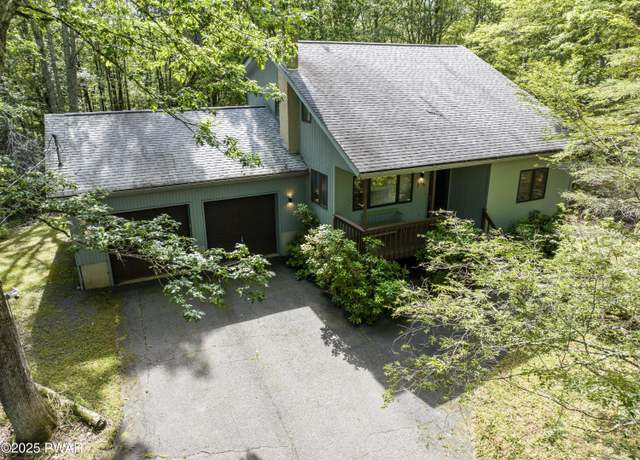 Property at 216 Canterbrook Dr, Lords Valley, PA 18328, 3 beds, 2.5 baths