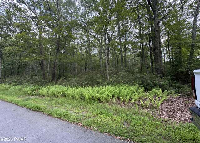 Property at 104 Blue Heron Lane Ln, Milford, PA 18337