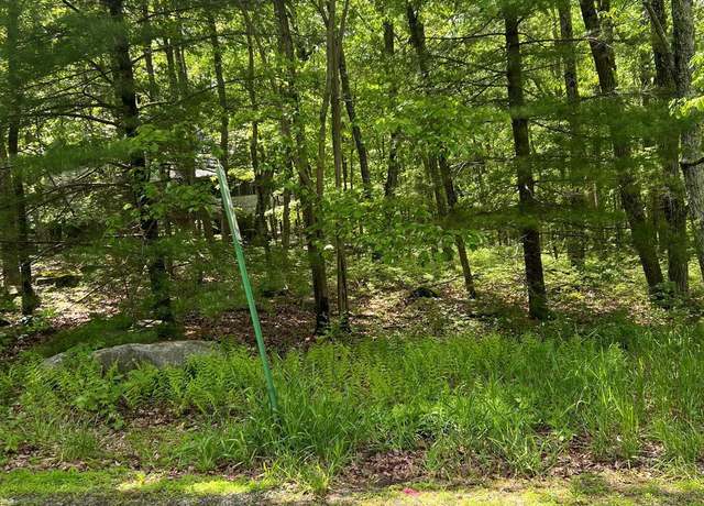 Property at 113 Surrey Dr, Lords Valley, PA 18428