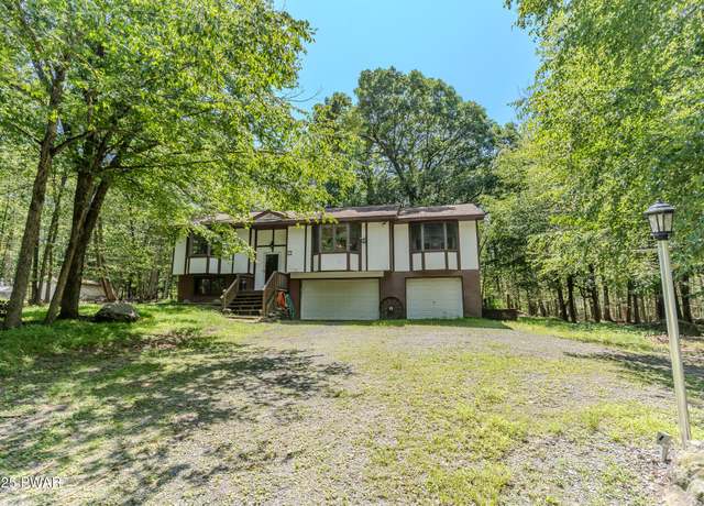 Property at 53 Windsor Rd, Hawley, PA 18428, 3 beds, 2.5 baths