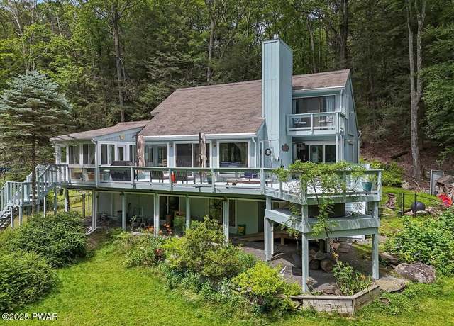 Property at 115 Washington Dr, Lords Valley, PA 18428, 3 beds, 3 baths