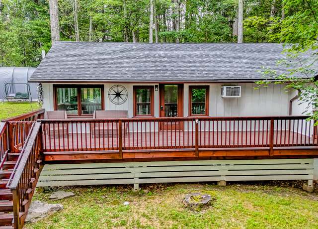 Property at 30 Lakeside Dr, Lakeville, PA 18438, 3 beds, 1.5 baths