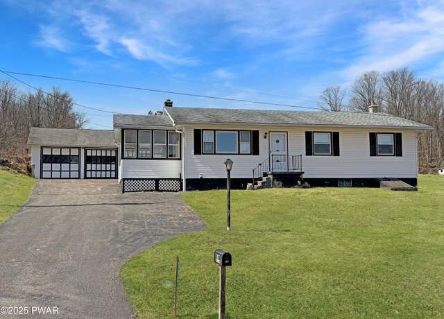Property at 117 Elk Lake Dr, Waymart, PA 18472, 3 beds, 1 bath