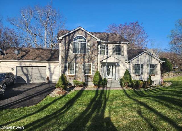 Property at 814 Clearview Dr, Long Pond, PA 18334, 3 beds, 3 baths
