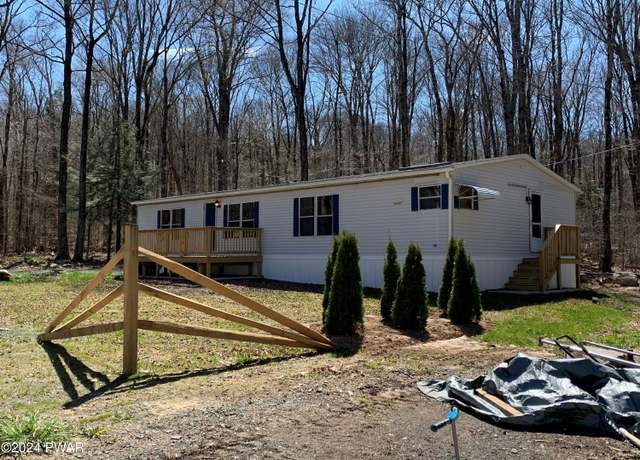 Property at 141 Rustic Rd, Greentown, PA 18426, 3 beds, 2 baths