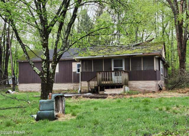 Property at 6 Reid Ave, Honesdale, PA 18431, 2 beds, 1 bath