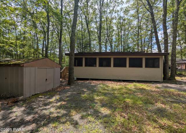 Property at 3621 Arapajo Dr, Shohola, PA 18458, 2 beds, 1.5 baths