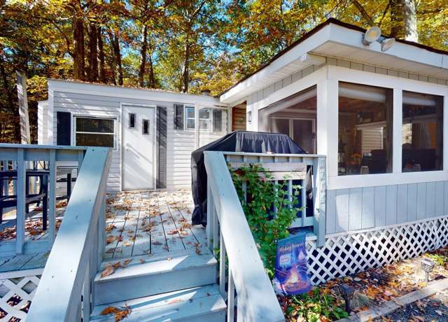 Property at 193 Tribes Dr, Shohola, PA 18458, 2 beds, 1 bath
