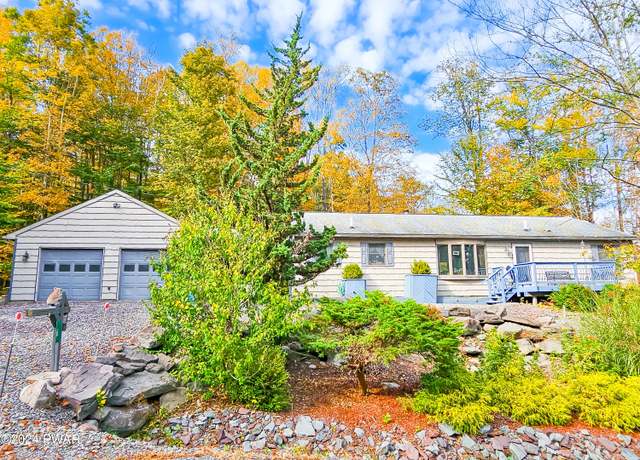 Property at 6 Greenview Court Ct, Lake Ariel, PA 18436, 3 beds, 2 baths