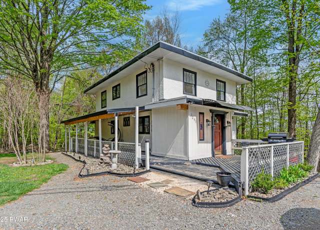 Property at 1291 Route 507, Greentown, PA 18426, 3 beds, 2.5 baths