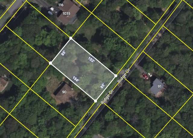 Property at 99 Ridge Dr, Gouldsboro, PA 18424