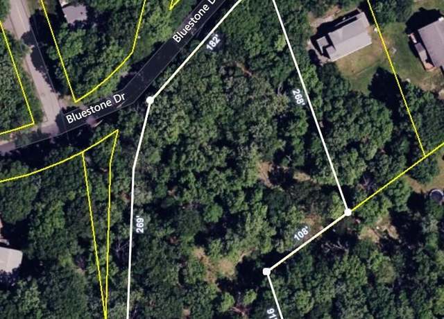 Property at 119 Bluestone Dr, Lords Valley, PA 18428