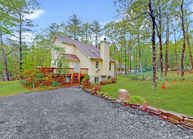 Property at 110 Stag Ln, Dingmans Ferry, PA 18328, 3 beds, 3 baths
