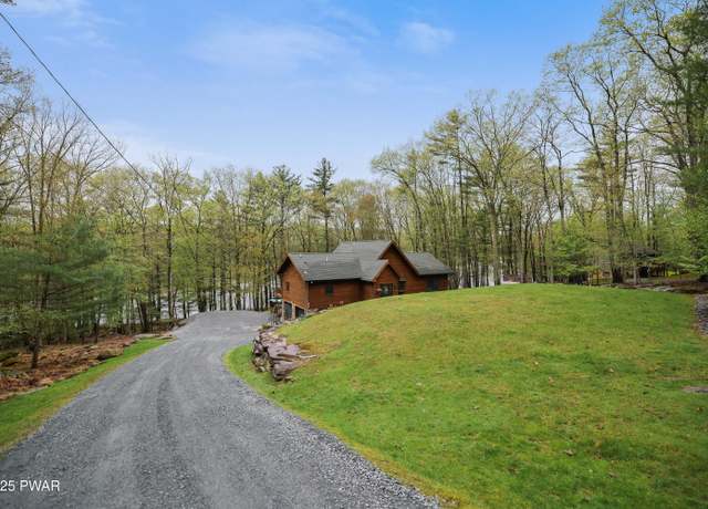 Property at 169 Water View Dr, Hawley, PA 18428, 3 beds, 2 baths