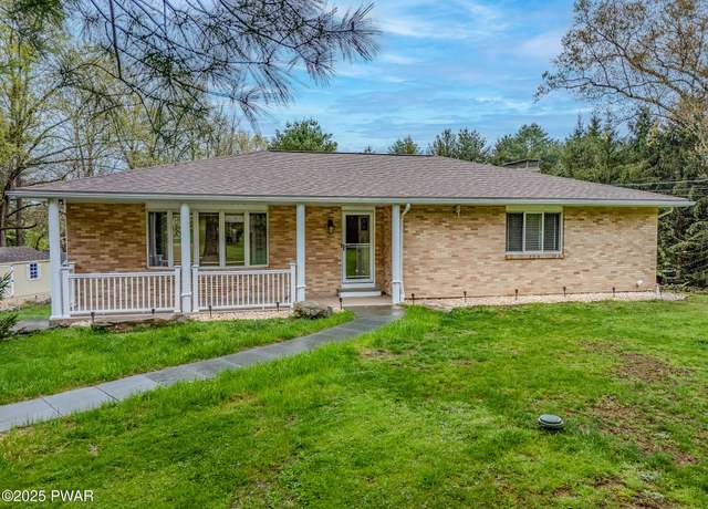 Property at 140 Rocky View Dr, Hawley, PA 18428, 3 beds, 2 baths