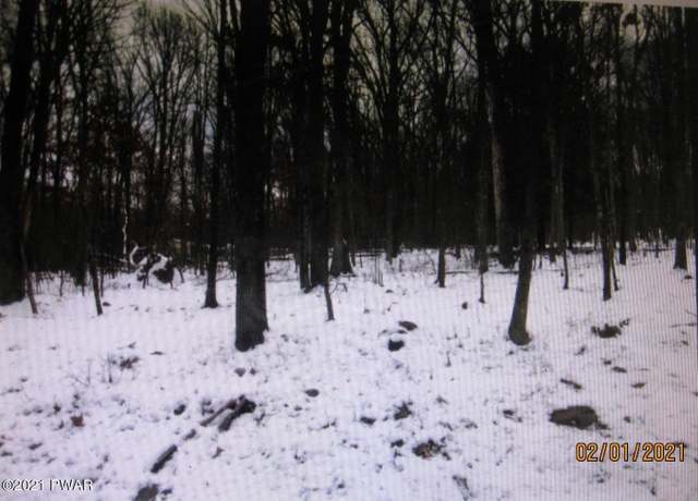 Property at 193 Rim Rock Cir, Hawley, PA 18428