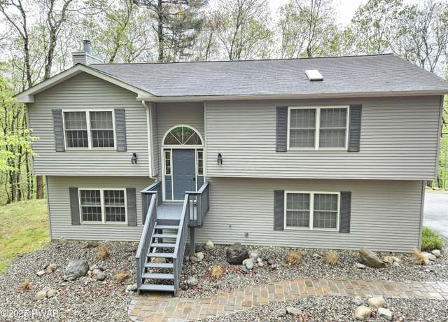 Property at 170 Apple Dr, Milford, PA 18337, 3 beds, 2 baths