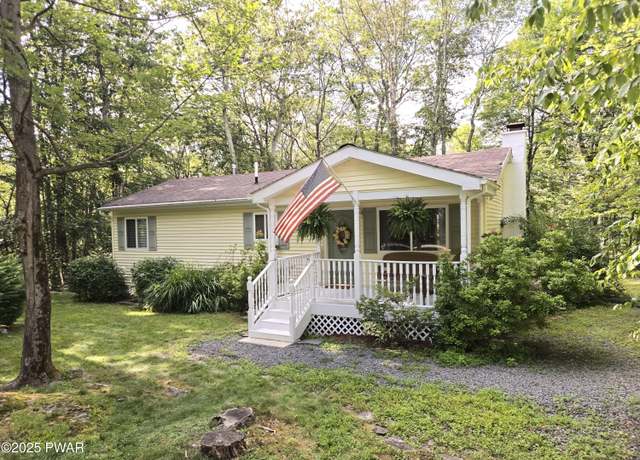 Property at 800 W Spur Ct, Lords Valley, PA 18428, 3 beds, 1 bath