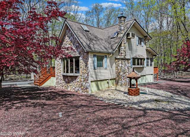 Property at 109 Glenbrook Dr, Dingmans Ferry, PA 18328, 3 beds, 2 baths