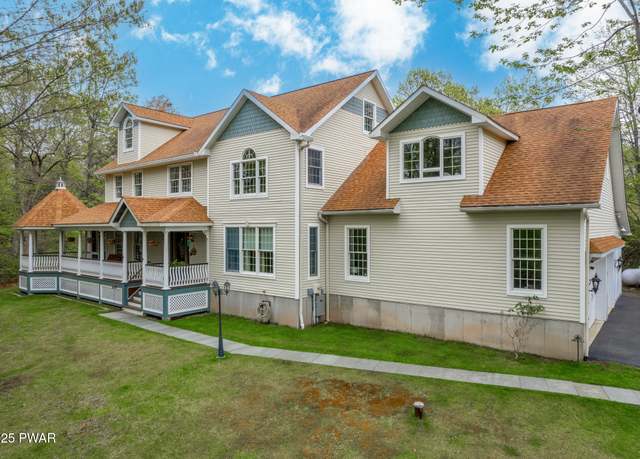 Property at 302 Oneida Way, Milford, PA 18337, 4 beds, 2.5 baths