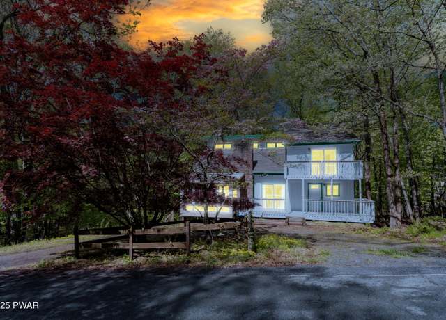 Property at 113 Regent St, Bushkill, PA 18324, 3 beds, 2.5 baths