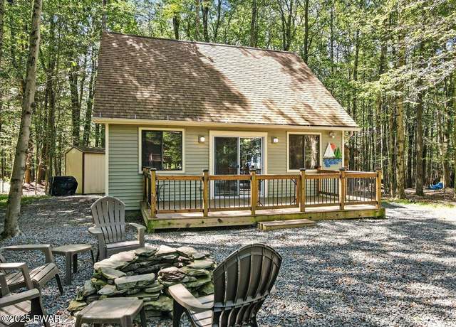 Property at 1143 Wallenpaupack Dr, Lake Ariel, PA 18436, 3 beds, 2 baths