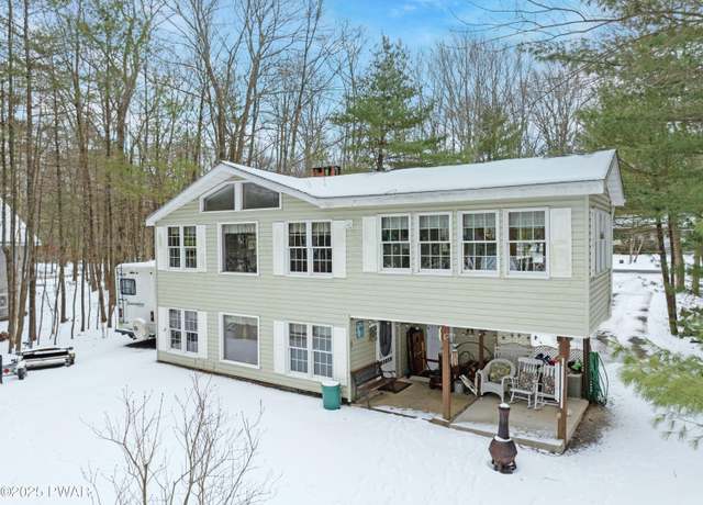 Property at 138 E Lake Dr, Dingmans Ferry, PA 18328, 3 beds, 2 baths