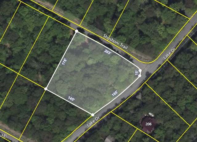 Property at 1 Shoshoni Trl, Gouldsboro, PA 18424