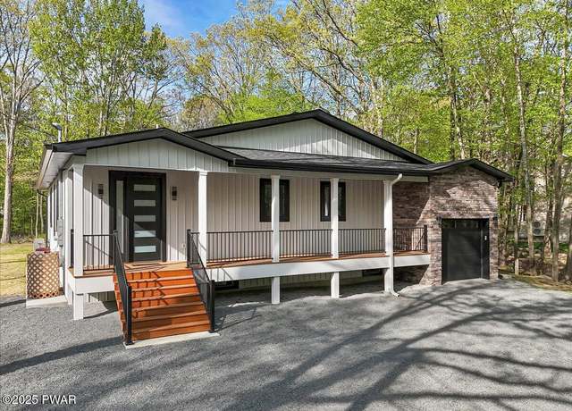 Property at 517 Maple Ridge Dr, Lords Valley, PA 18428, 3 beds, 2.5 baths