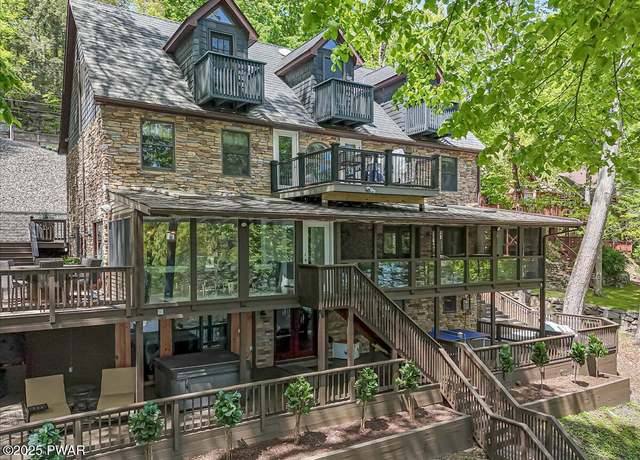 Property at 187 Marina Way, Greentown, PA 18426, 6 beds, 6 baths