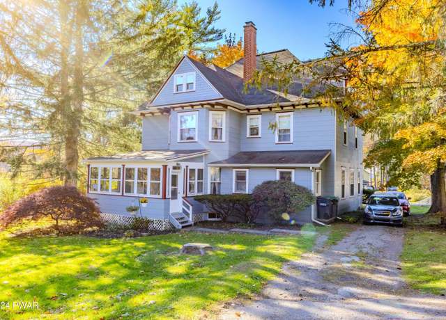 Property at 2040 Roosevelt Hwy, Honesdale, PA 18431, 4 beds, 2 baths