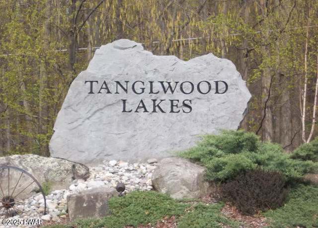 Property at Lot 305 Eastwood Dr, Greentown, PA 18426