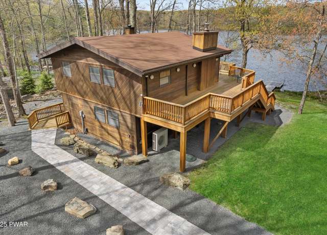 Property at 204 Forest Dr, Lords Valley, PA 18428, 3 beds, 2 baths