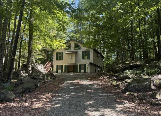 Property at 27 Burnwood Pt, Lake Ariel, PA 18436, 4 beds, 3 baths