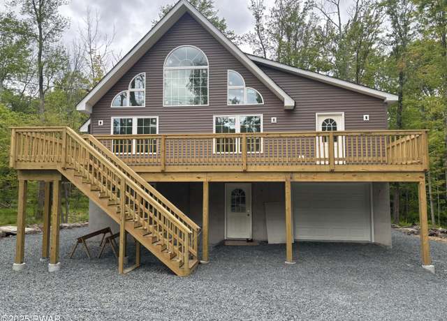 Property at 1202 Wallenpaupack Dr, Lake Ariel, PA 18436, 4 beds, 3.5 baths