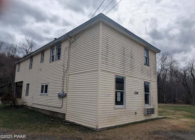 Property at 226 Brink Hill Rd, Greentown, PA 18426, 3 beds, 2 baths