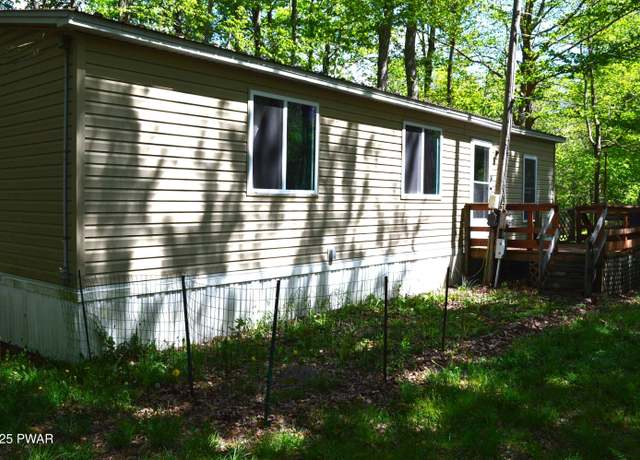 Property at 36 Blue Sky Path, Gouldsboro, PA 18424, 3 beds, 1 bath