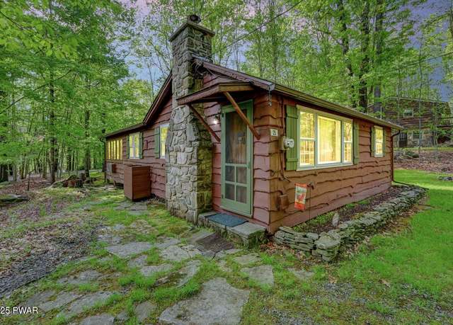 Property at 25 Deerfoot Rd, Lake Ariel, PA 18436, 2 beds, 1.5 baths
