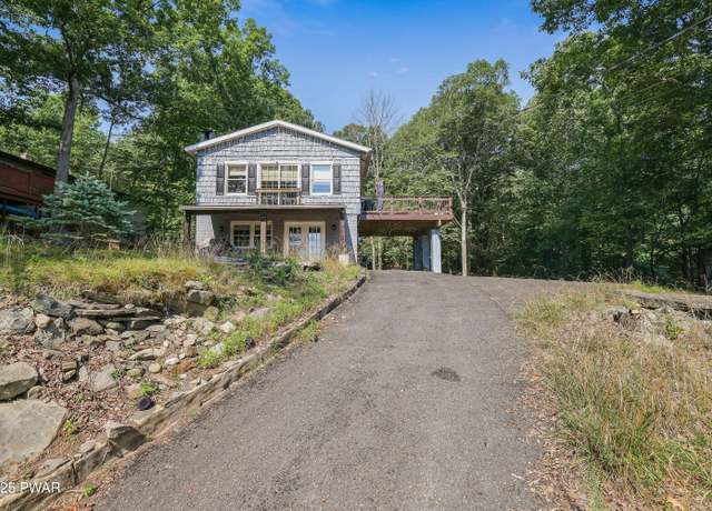 Property at 1093 Porter Dr, Bushkill, PA 18324, 4 beds, 2 baths
