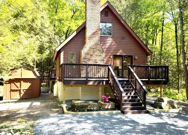 Property at 17 Applegate Rd, Lake Ariel, PA 18436, 3 beds, 3 baths