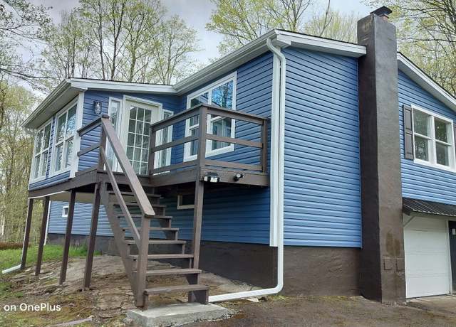 Property at 1 Mountain Crest Dr, Lake Ariel, PA 18436, 3 beds, 2 baths