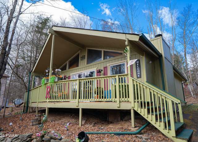Property at 109 Woodhill Ln, Lake Ariel, PA 18436, 3 beds, 1.5 baths
