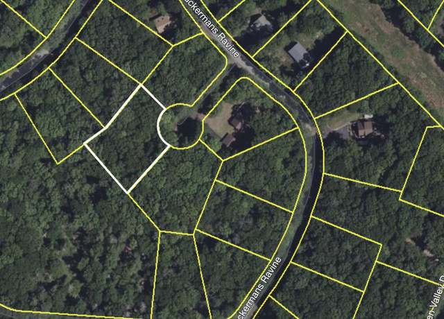 Property at 688 Elk Mountain Ter, Tafton, PA 18464