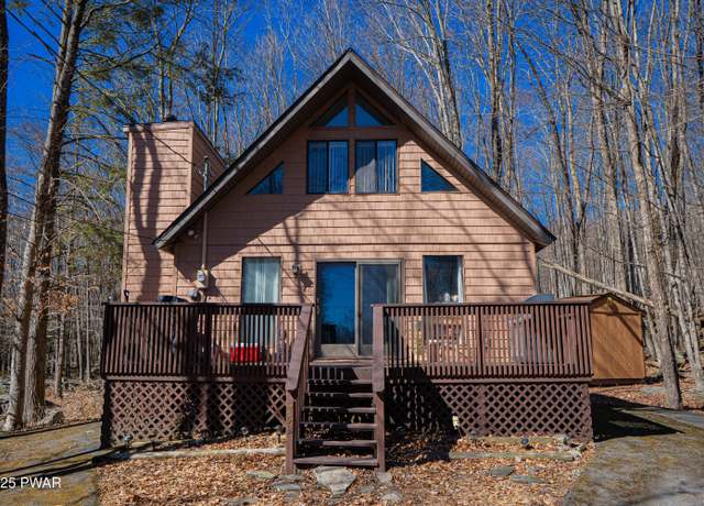 Property at 11 Woodridge Ct, Lake Ariel, PA 18436, 2 beds, 1 bath