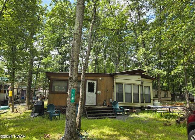 Property at 120 Arapajo Dr, Shohola, PA 18458, 3 beds, 1 bath