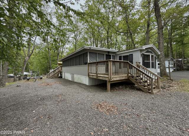 Property at 207 Upper Park Rd, Tafton, PA 18464, 2 beds, 1 bath