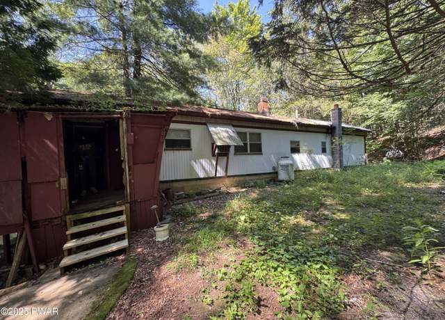 Property at 1624 Rt 507, Greentown, PA 18426, 3 beds, 1 bath